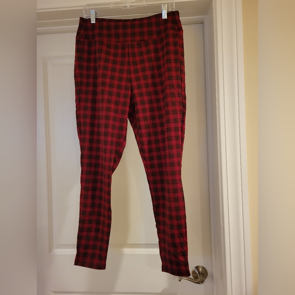 Gap Tartan Black/Red Holiday Leggings L